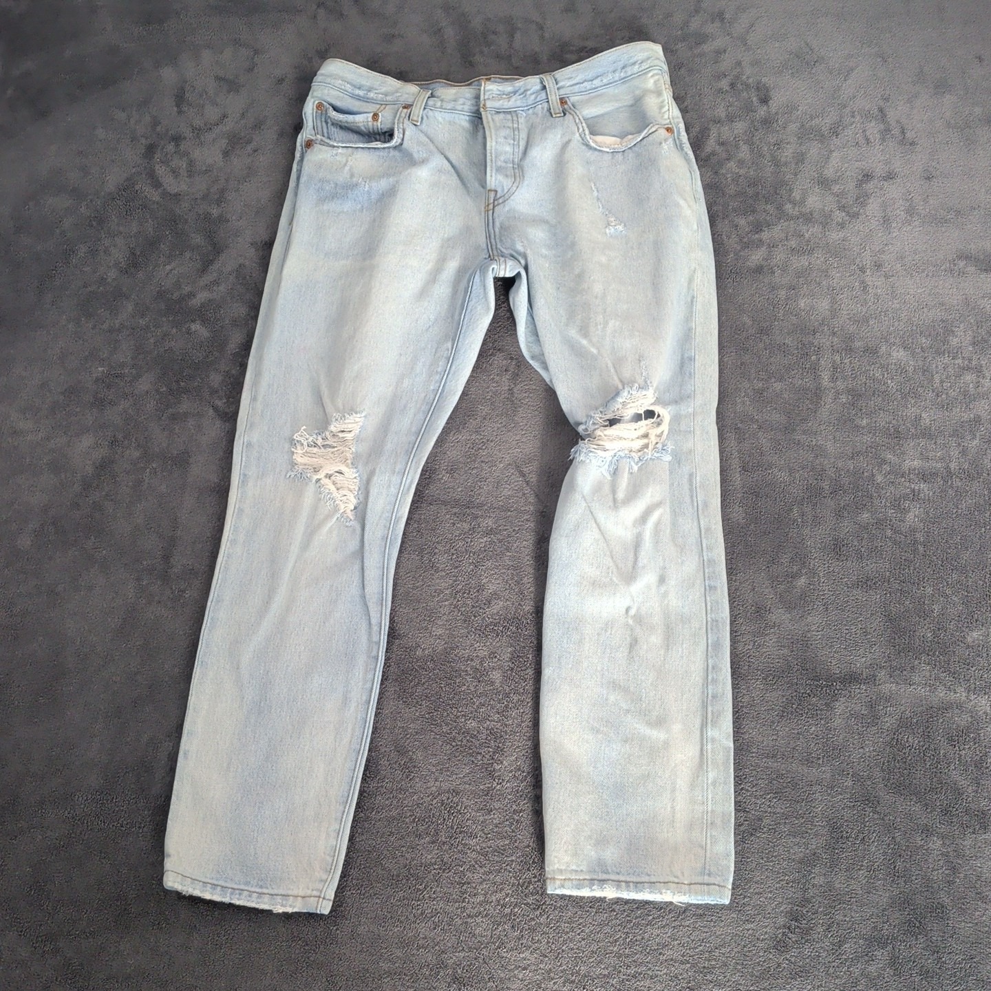 Levis 501 Ct Jeans Mens 33x28 Blue Custom Tapered Distressed Light Wash Denim